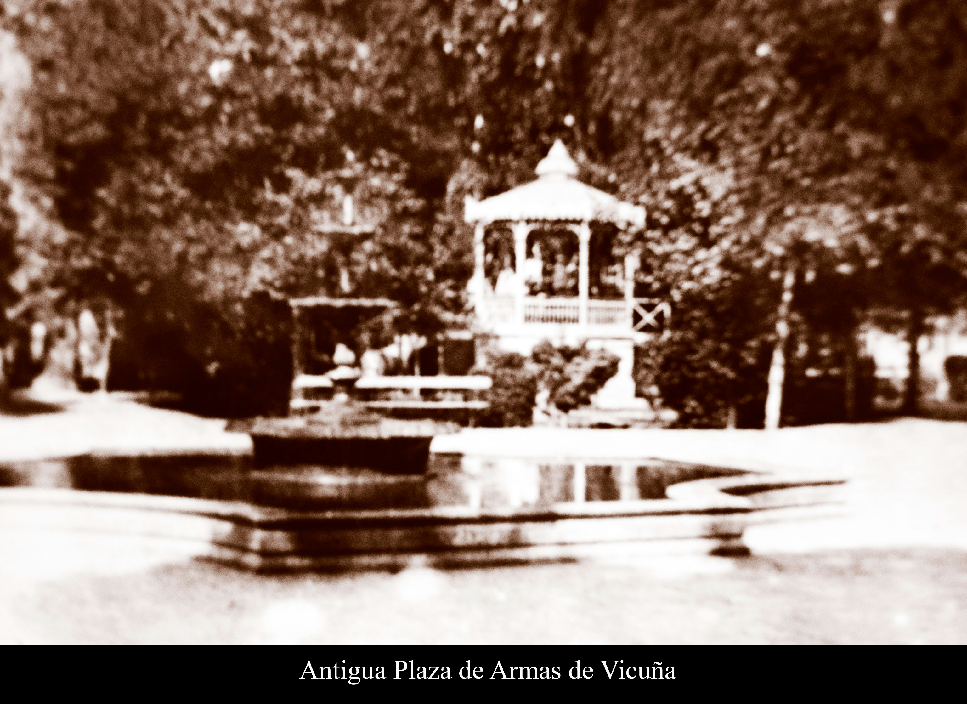 Antigua Plaza de Armas de Vicu&ntilde;a