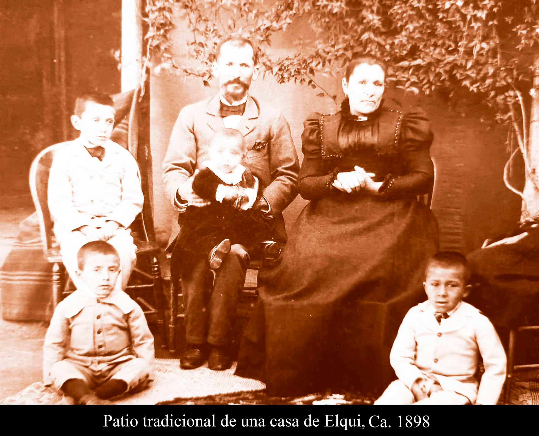 Patio tradicional de una casa de Elqui
