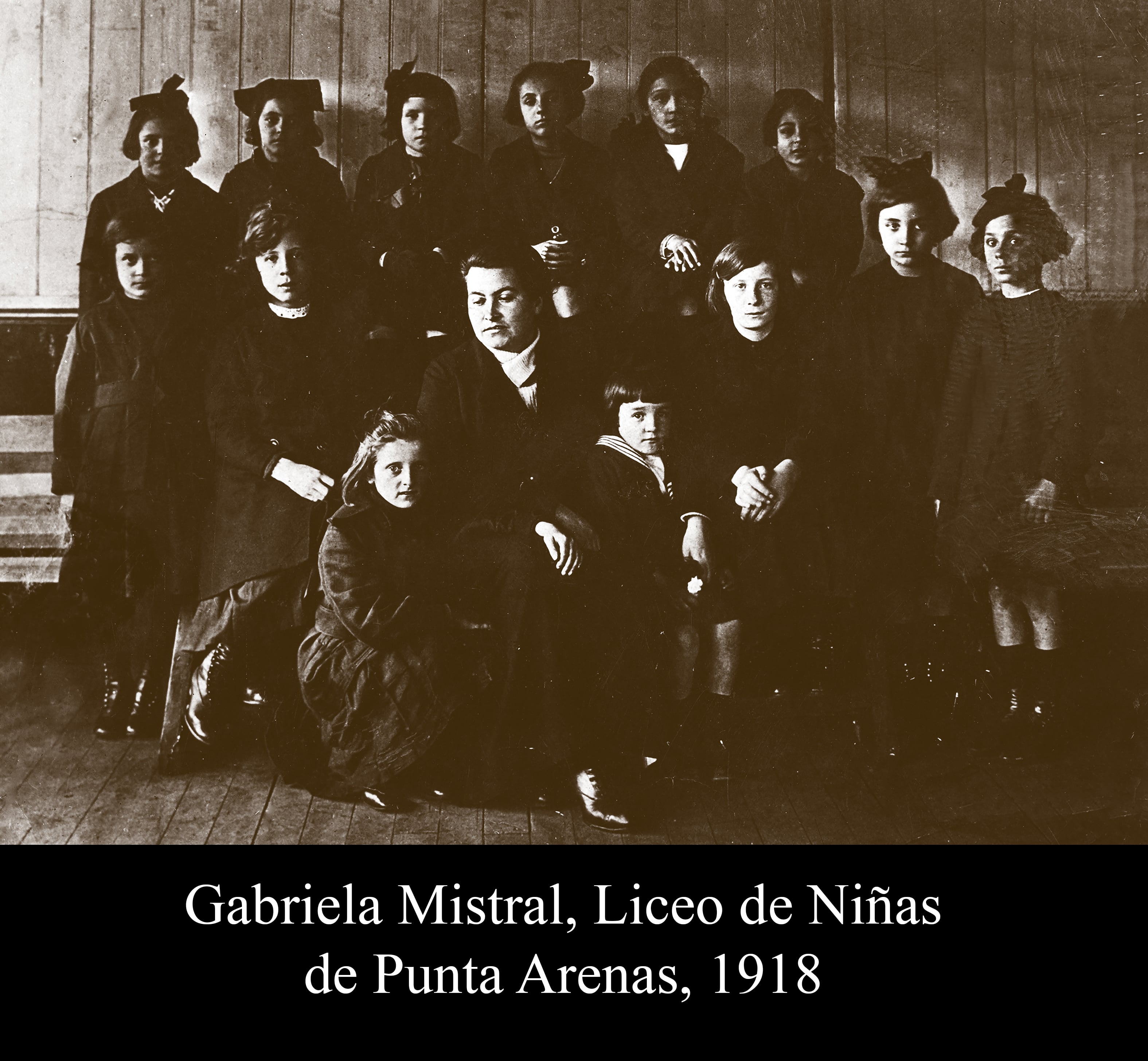 Gabriela Mistral, Liceo de Ni&ntilde;as de Punta Arenas, 1918